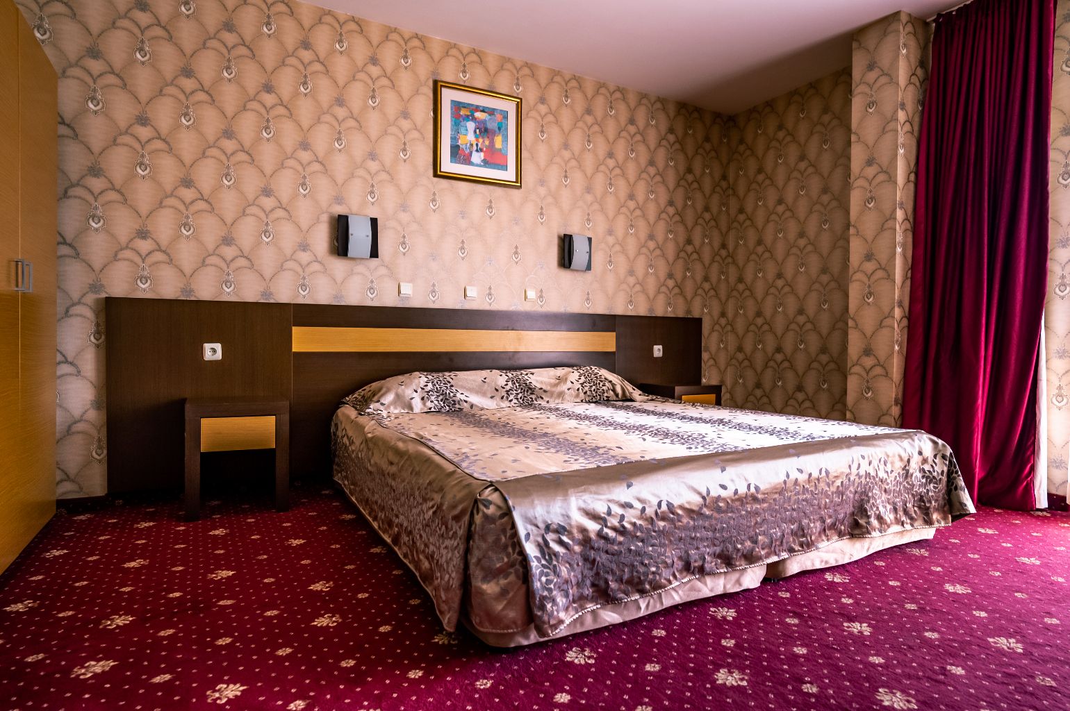 Двойна разширена стая 1